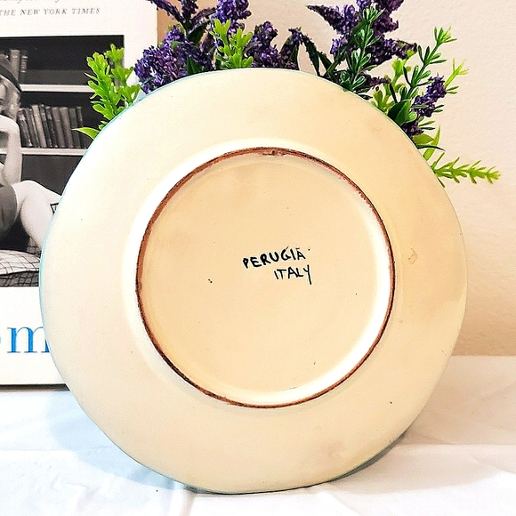 Handmade Italian Decorative Saucer - Picture 2 of 2